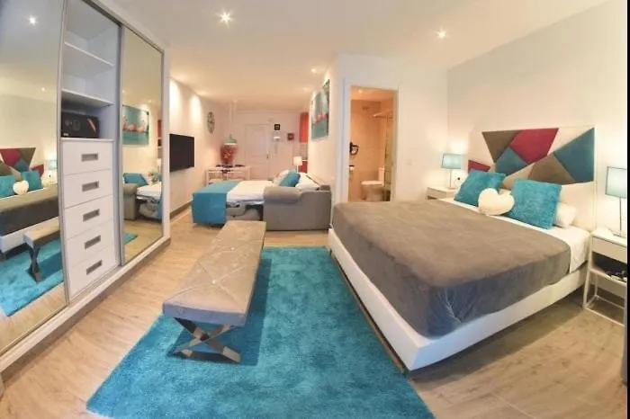 Calma Nidos, Apto 612 * Торремолинос